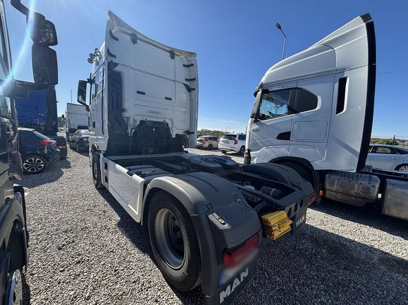 MAN TGX 18.510 4×2 tractor unit / Sleeper cab 2 beds / 2023 / 4 units - Vilkikas: foto 2 MAN TGX 18.510 4×2 tractor unit / Sleeper cab 2 beds / 2023 / 4 units - Vilkikas: foto 2