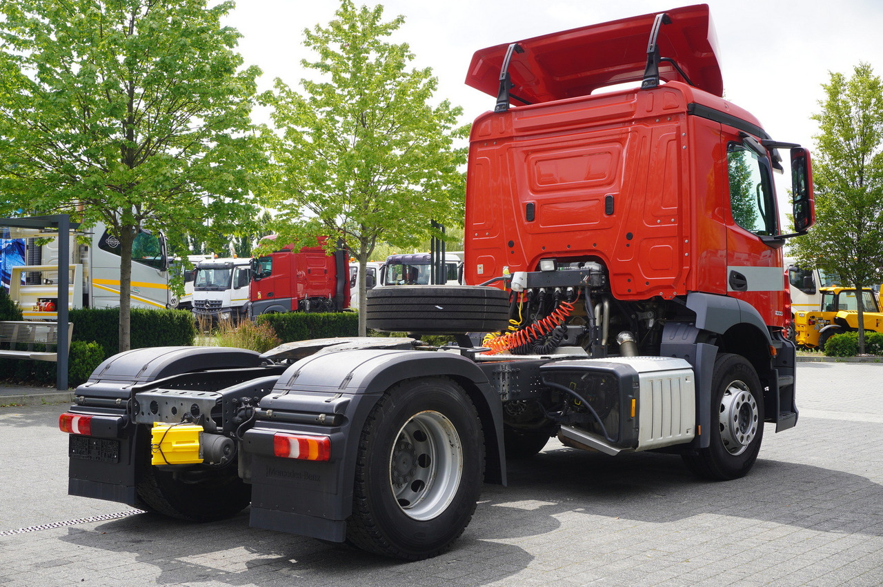 MERCEDES-BENZ Actros 1833 tractor unit / 260 tho. km - Vilkikas: foto 4 MERCEDES-BENZ Actros 1833 tractor unit / 260 tho. km - Vilkikas: foto 4