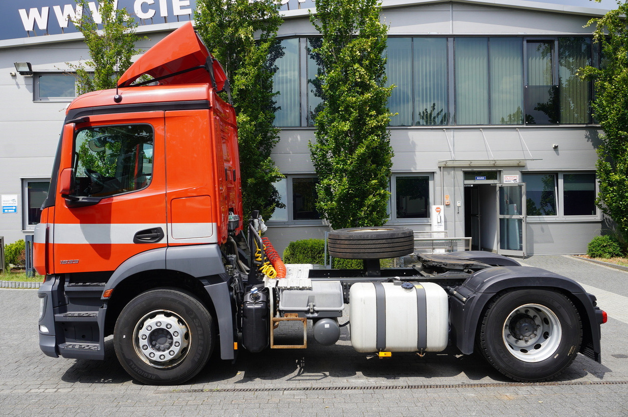 MERCEDES-BENZ Actros 1833 tractor unit / 260 tho. km - Vilkikas: foto 2 MERCEDES-BENZ Actros 1833 tractor unit / 260 tho. km - Vilkikas: foto 2