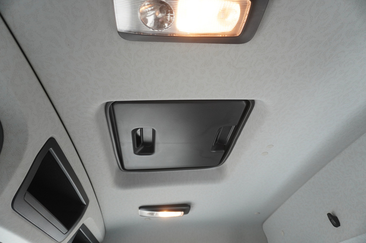 Vilkikas Mercedes-Benz Actros 1845 4x2 / Jost 5th wheel / 11.1 t load capacity: foto 22