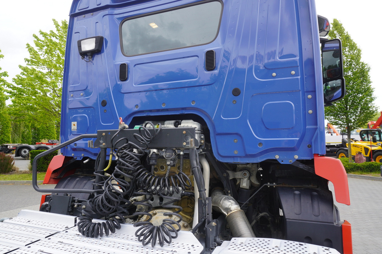 Vilkikas Mercedes-Benz Actros 1845 4x2 / Jost 5th wheel / 11.1 t load capacity: foto 12