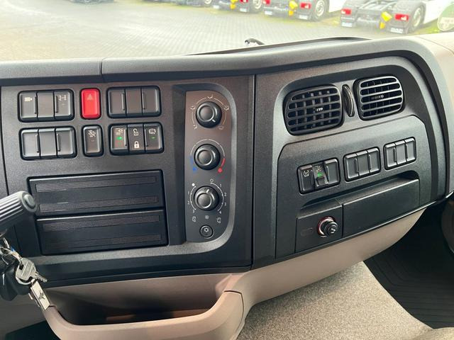 DAF XB 290 FA 16 to. Curtainsider LBW 1.5 Tonnen AHK - Tentinis sunkvežimis: foto 5 DAF XB 290 FA 16 to. Curtainsider LBW 1.5 Tonnen AHK - Tentinis sunkvežimis: foto 5