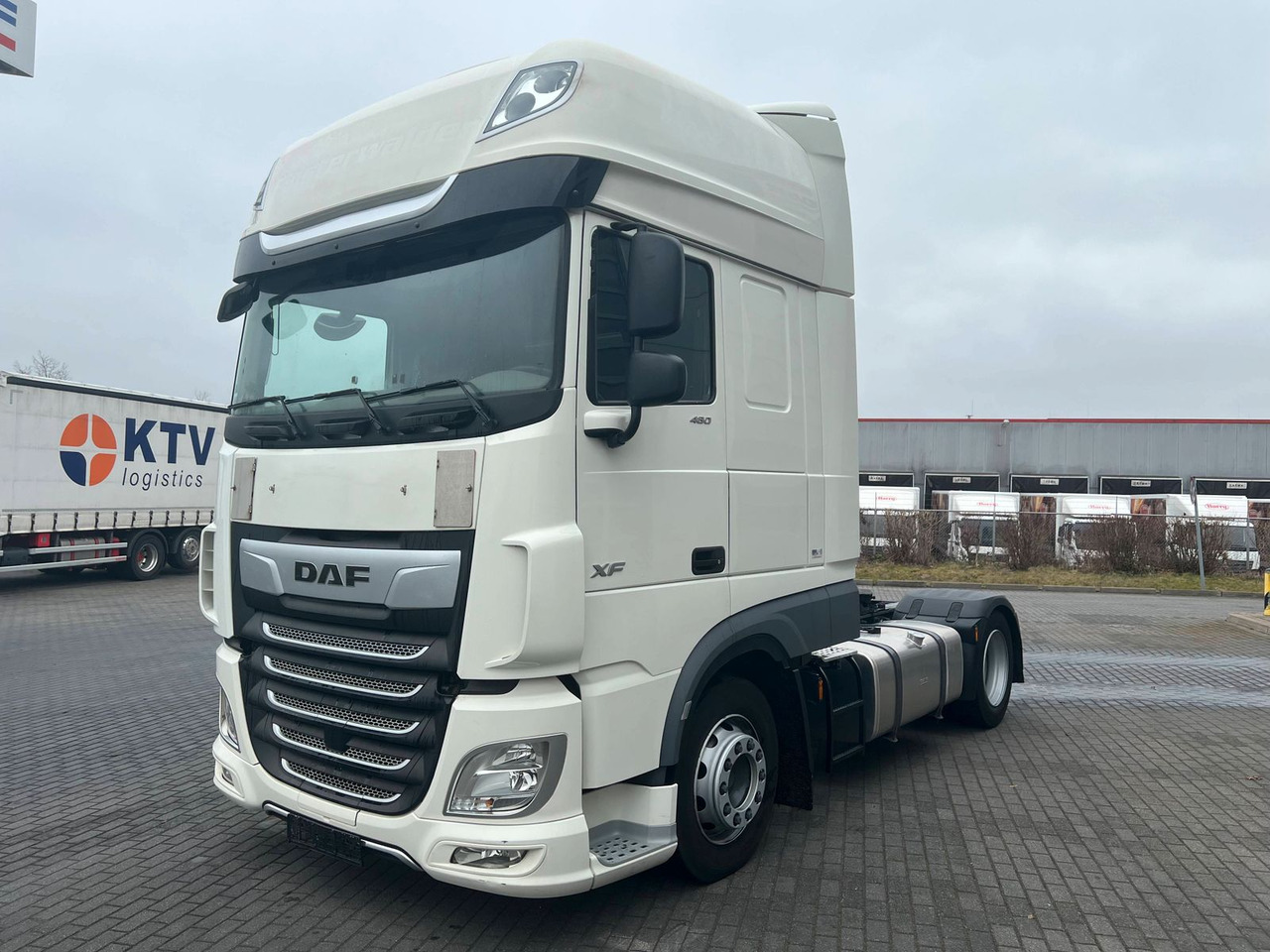 DAF XF 480 FT SSC LowDeck MX-Engine Brake Standklima - Vilkikas: foto 2 DAF XF 480 FT SSC LowDeck MX-Engine Brake Standklima - Vilkikas: foto 2