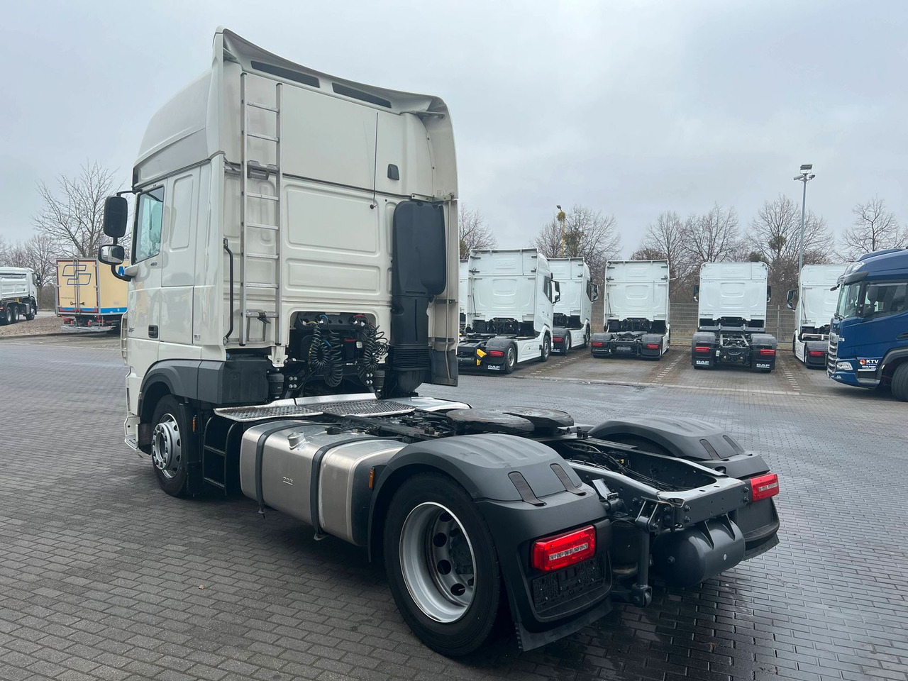 DAF XF 480 FT SSC LowDeck MX-Engine Brake Standklima - Vilkikas: foto 3 DAF XF 480 FT SSC LowDeck MX-Engine Brake Standklima - Vilkikas: foto 3