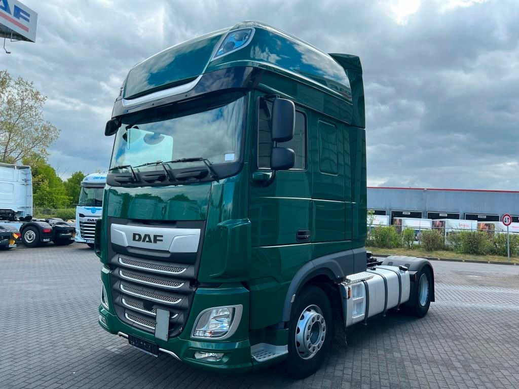 DAF XF 480 FT SSC Retarder Standklima 2xTank 1.185 L - Vilkikas: foto 2 DAF XF 480 FT SSC Retarder Standklima 2xTank 1.185 L - Vilkikas: foto 2
