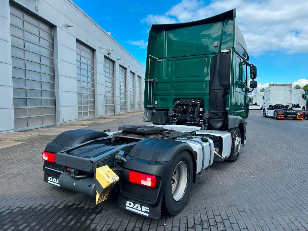 DAF XF 480 FT SSC Retarder Standklima 2xTank 1.185 L - Vilkikas: foto 4 DAF XF 480 FT SSC Retarder Standklima 2xTank 1.185 L - Vilkikas: foto 4