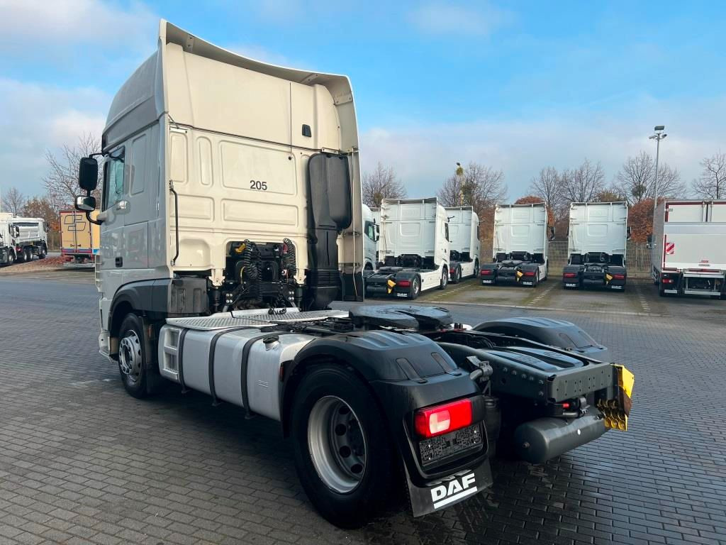 DAF XF 480 FT SSC Retarder Standklima 2xTank 1.185L - Vilkikas: foto 3 DAF XF 480 FT SSC Retarder Standklima 2xTank 1.185L - Vilkikas: foto 3