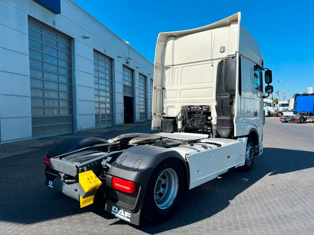 DAF XF 480 FT SSC Retarder Standklima new Tyres - Vilkikas: foto 4 DAF XF 480 FT SSC Retarder Standklima new Tyres - Vilkikas: foto 4