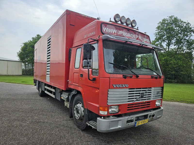 Volvo FL 10 - Furgonas sunkvežimis: foto 2 Volvo FL 10 - Furgonas sunkvežimis: foto 2
