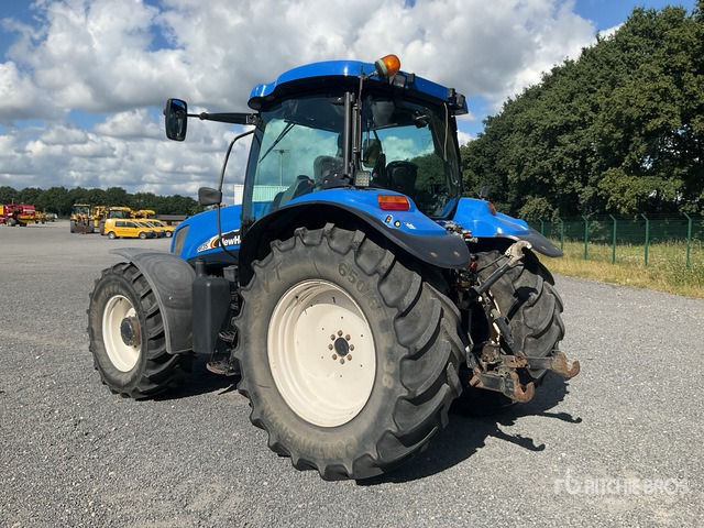 2004 New Holland TS135 A 4WD Tractor - Traktorius: foto 3 2004 New Holland TS135 A 4WD Tractor - Traktorius: foto 3