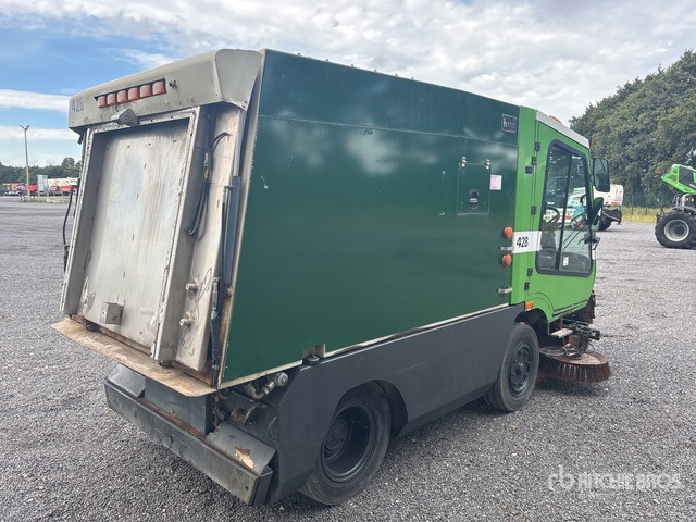 2007 Hofmans HMF426 Sweeper Truck - Gatvių šlavimo mašina: foto 4 2007 Hofmans HMF426 Sweeper Truck - Gatvių šlavimo mašina: foto 4