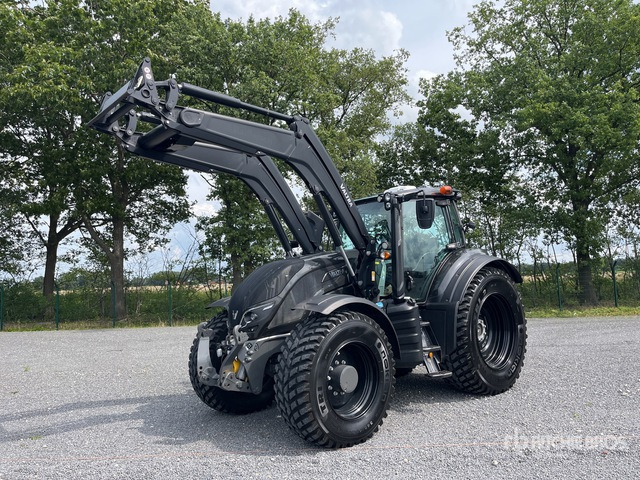2020 Valtra T234D Smart Touch 4WD Tractor - Traktorius: foto 1 2020 Valtra T234D Smart Touch 4WD Tractor - Traktorius: foto 1