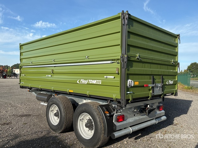 2025 Fliegl TDK 200 FOX T/A 3-Way (Unused) End Dump Trailer - Savivartė traktorinė priekaba: foto 4 2025 Fliegl TDK 200 FOX T/A 3-Way (Unused) End Dump Trailer - Savivartė traktorinė priekaba: foto 4