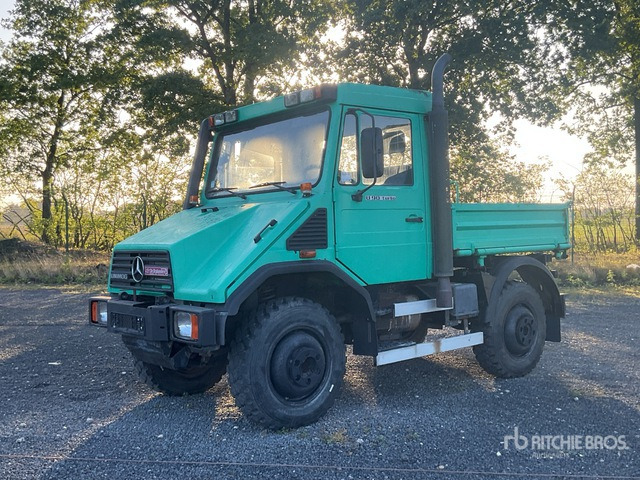 1998 Mercedes-Benz U90 4x4 Utility Truck - Komunalinė/ Specializuota technika, Platforminis/ Bortinis sunkvežimis: foto 2 1998 Mercedes-Benz U90 4x4 Utility Truck - Komunalinė/ Specializuota technika, Platforminis/ Bortinis sunkvežimis: foto 2