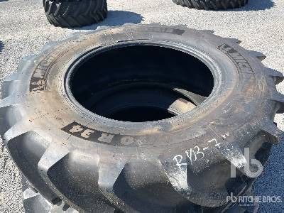MICHELIN 520/70R34 TL 14 Quantity of (2) OMNIBIB - Padanga: foto 2 MICHELIN 520/70R34 TL 14 Quantity of (2) OMNIBIB - Padanga: foto 2