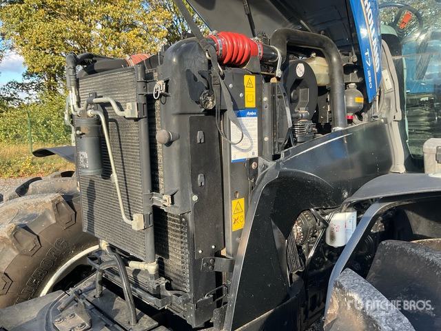 New Holland T7.250 4WD Tractor - Traktorius: foto 5 New Holland T7.250 4WD Tractor - Traktorius: foto 5