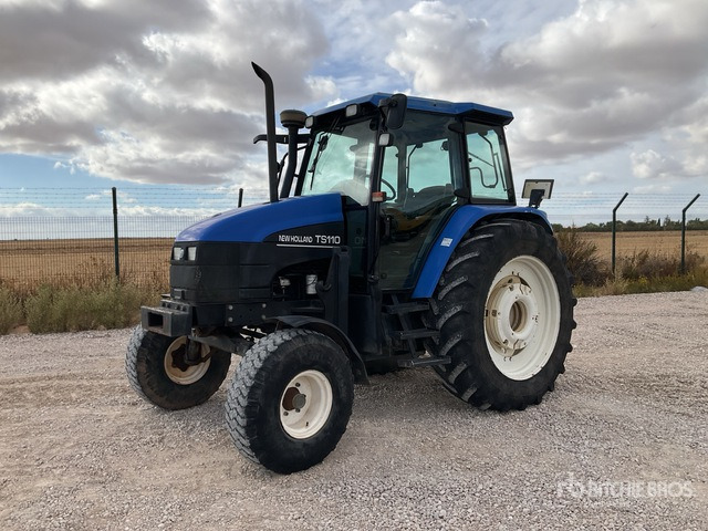 2003 New Holland TS110 2WD Tractor - Traktorius: foto 1 2003 New Holland TS110 2WD Tractor - Traktorius: foto 1