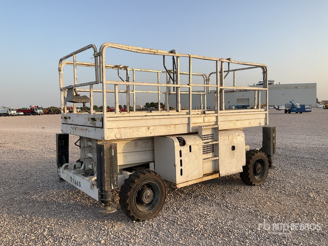2004 Haulotte H12SX 4x4 Scissor Lift - Žirklinis keltuvas: foto 4 2004 Haulotte H12SX 4x4 Scissor Lift - Žirklinis keltuvas: foto 4