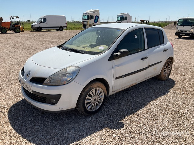 2008 Renault Clio 1.5D (Inoperable) Automobile - Lengvasis automobilis: foto 1 2008 Renault Clio 1.5D (Inoperable) Automobile - Lengvasis automobilis: foto 1