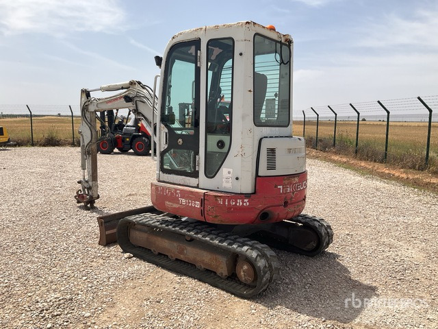 2008 Takeuchi TB138FR Mini Excavator: <6.6t - Mini ekskavatorius: foto 3 2008 Takeuchi TB138FR Mini Excavator: <6.6t - Mini ekskavatorius: foto 3
