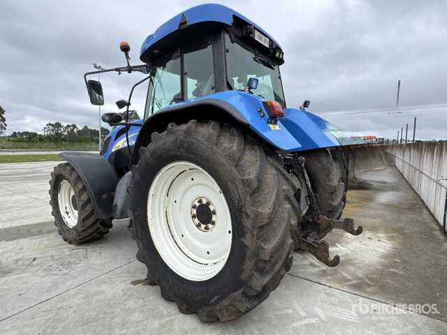 2009 New Holland T7550 4WD Tractor - Traktorius: foto 4 2009 New Holland T7550 4WD Tractor - Traktorius: foto 4