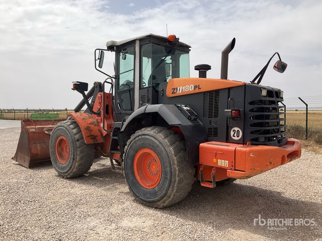 2011 Hitachi ZW180PL Wheel Loader - Ratinis krautuvas: foto 3 2011 Hitachi ZW180PL Wheel Loader - Ratinis krautuvas: foto 3