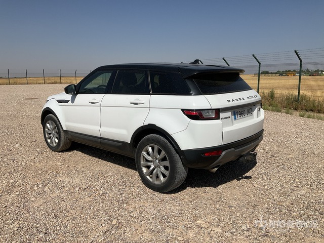 2015 Land Rover Range Rover Evoque 4WD SUV - Visureigis: foto 1 2015 Land Rover Range Rover Evoque 4WD SUV - Visureigis: foto 1