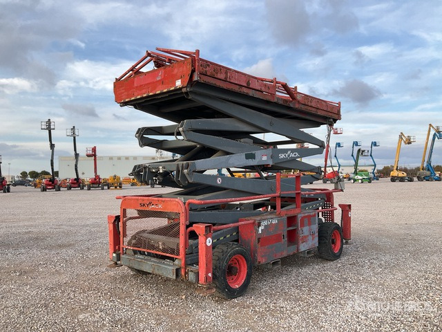 2015 Skyjack SJ9250 4x4 Diesel Scissor Lift - Žirklinis keltuvas: foto 1 2015 Skyjack SJ9250 4x4 Diesel Scissor Lift - Žirklinis keltuvas: foto 1