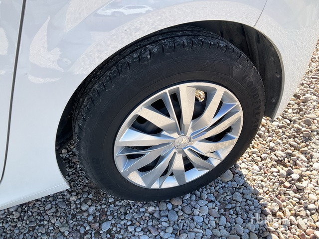 2021 Peugeot 208 Automobile - Lengvasis automobilis: foto 4 2021 Peugeot 208 Automobile - Lengvasis automobilis: foto 4