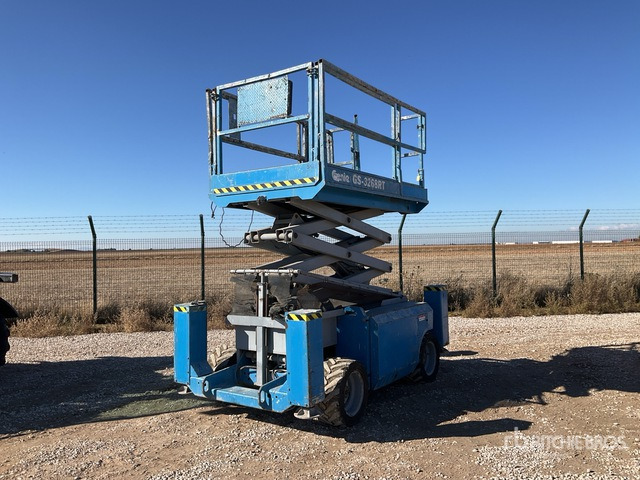 Genie GS3268RT Scissor Lift - Žirklinis keltuvas: foto 1 Genie GS3268RT Scissor Lift - Žirklinis keltuvas: foto 1