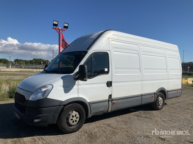 2014 Iveco Daily 35S15 Van Truck - Komercinis automobilis: foto 1 2014 Iveco Daily 35S15 Van Truck - Komercinis automobilis: foto 1