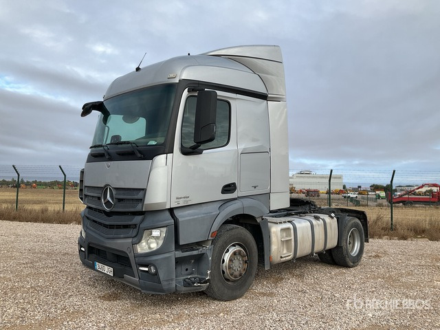 2015 Mercedes-Benz Actros 1845LS 4x2 S/A Sleeper Truck Tractor - Vilkikas: foto 1 2015 Mercedes-Benz Actros 1845LS 4x2 S/A Sleeper Truck Tractor - Vilkikas: foto 1