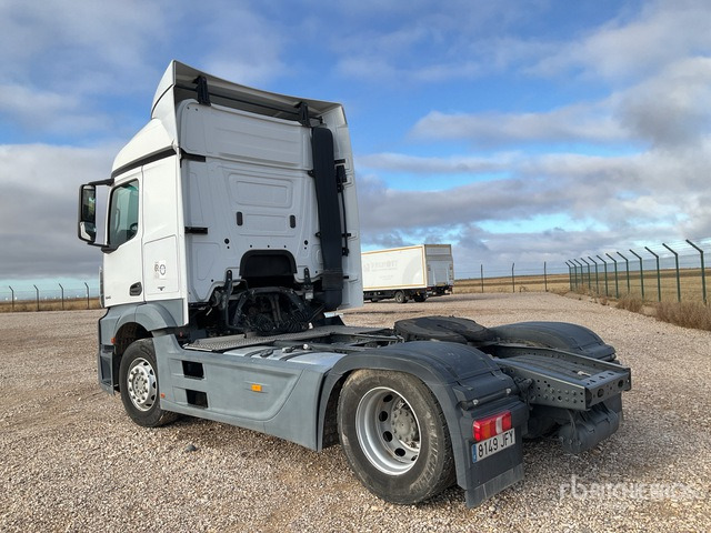 2015 Mercedes-Benz Actros 1845LS 4x2 S/A Sleeper Truck Tractor - Vilkikas: foto 3 2015 Mercedes-Benz Actros 1845LS 4x2 S/A Sleeper Truck Tractor - Vilkikas: foto 3