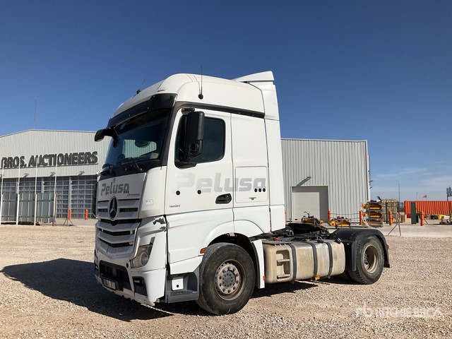 2016 Mercedes-Benz Actros 1851 LS 4x2 S/A Sleeper Truck Tractor - Vilkikas: foto 2 2016 Mercedes-Benz Actros 1851 LS 4x2 S/A Sleeper Truck Tractor - Vilkikas: foto 2