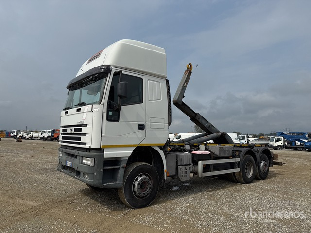 2001 Iveco Eurostar 260E40 6x2 Sleeper Roll-Off Truck - Hook-lift sunkvežimis: foto 1 2001 Iveco Eurostar 260E40 6x2 Sleeper Roll-Off Truck - Hook-lift sunkvežimis: foto 1