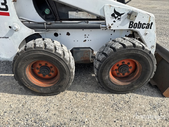 2002 Bobcat 863 High Flow Skid Steer Loader - Mini krautuvas: foto 5 2002 Bobcat 863 High Flow Skid Steer Loader - Mini krautuvas: foto 5