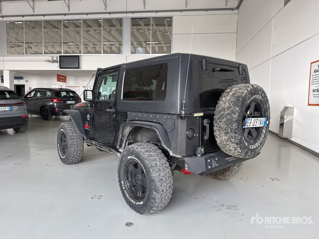 2009 Chrysler Jeep Wrangler Rubicon SUV Sport Utility Vehicle - Visureigis: foto 3 2009 Chrysler Jeep Wrangler Rubicon SUV Sport Utility Vehicle - Visureigis: foto 3