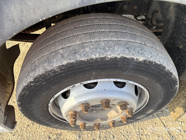 2010 Volvo FL290 4x2 Curtain Side Truck - Tentinis sunkvežimis: foto 5 2010 Volvo FL290 4x2 Curtain Side Truck - Tentinis sunkvežimis: foto 5