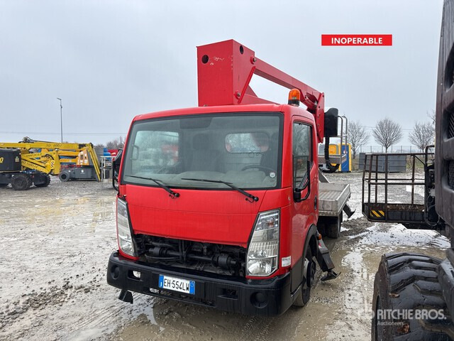 2011 Nissan Cabstar 2011 Socage DA320 20 m on (Inop ... Bucket Truck - Autobokštelio: foto 2 2011 Nissan Cabstar 2011 Socage DA320 20 m on (Inop ... Bucket Truck - Autobokštelio: foto 2