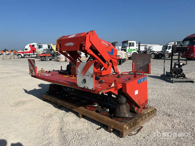 2012 Kuhn FC313F Mower Conditioner Header - Šienapjovė: foto 2 2012 Kuhn FC313F Mower Conditioner Header - Šienapjovė: foto 2