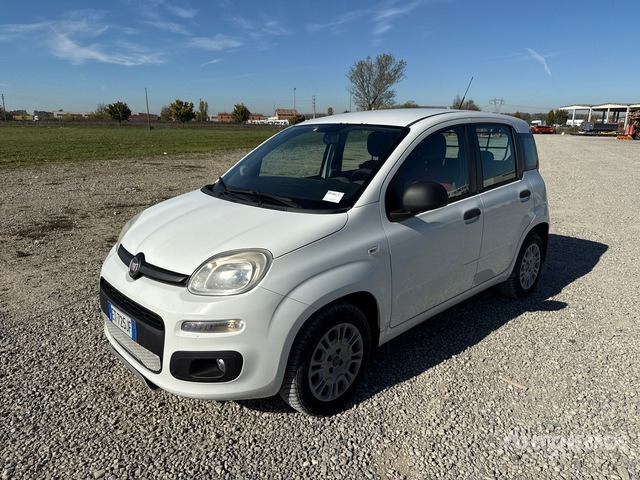 2013 Fiat Panda Automobile - Lengvasis automobilis: foto 1 2013 Fiat Panda Automobile - Lengvasis automobilis: foto 1