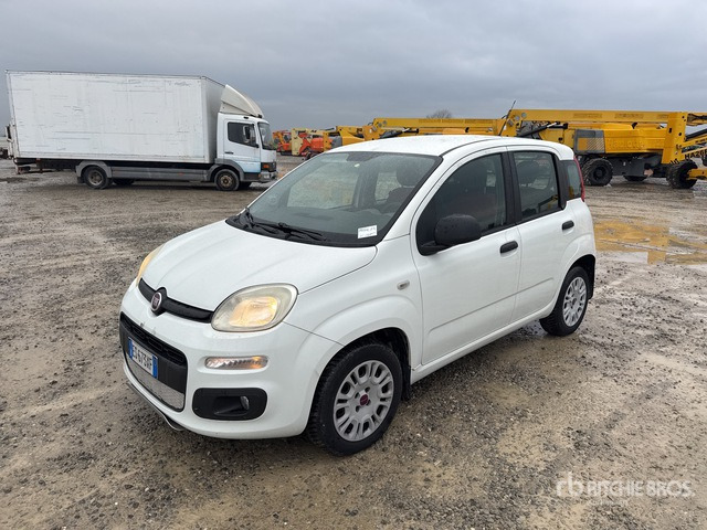 2013 Fiat Panda Automobile - Lengvasis automobilis: foto 1 2013 Fiat Panda Automobile - Lengvasis automobilis: foto 1