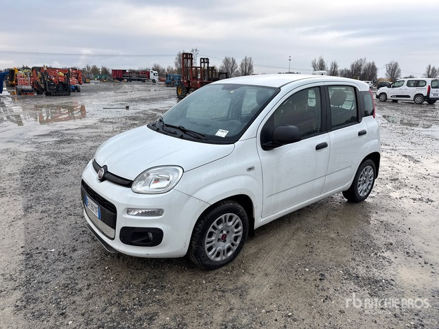 2014 Fiat Panda Automobile - Lengvasis automobilis: foto 1 2014 Fiat Panda Automobile - Lengvasis automobilis: foto 1