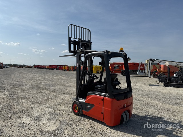 2014 Linde E15-02 1500 kg Electric Forklift - Elektrinis krautuvas: foto 3 2014 Linde E15-02 1500 kg Electric Forklift - Elektrinis krautuvas: foto 3