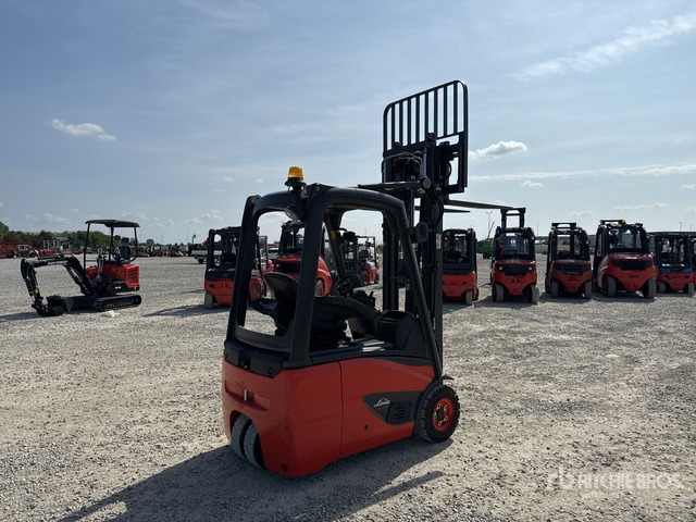 2014 Linde E15-02 1500 kg Electric Forklift - Elektrinis krautuvas: foto 4 2014 Linde E15-02 1500 kg Electric Forklift - Elektrinis krautuvas: foto 4