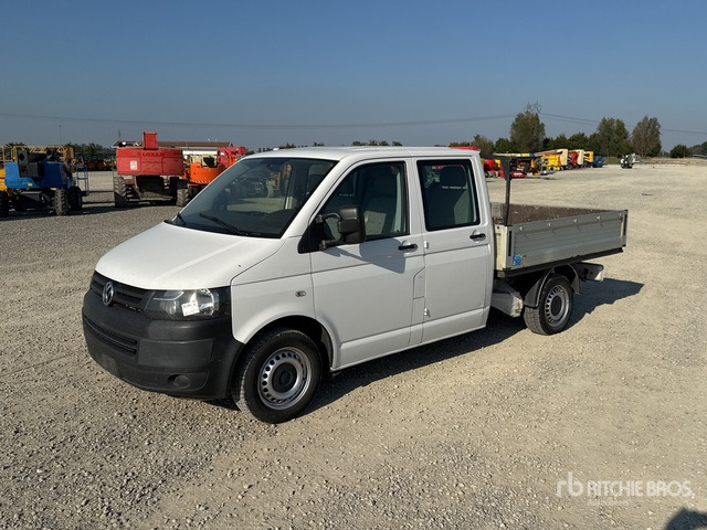 2014 Volkswagen Transporter Crew Cab Flatbed Truck - Bortinis automobilis: foto 1 2014 Volkswagen Transporter Crew Cab Flatbed Truck - Bortinis automobilis: foto 1