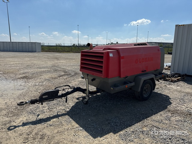 2015 Atlas Copco XAHS186 Compressore - Oro kompresorius: foto 2 2015 Atlas Copco XAHS186 Compressore - Oro kompresorius: foto 2