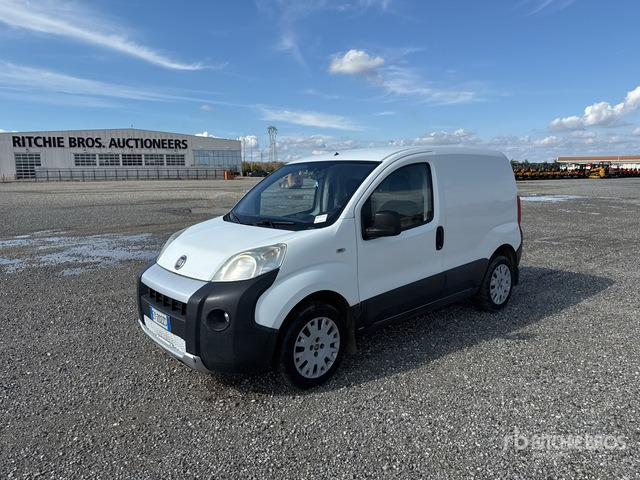2015 Fiat Fiorino Autocarro furgonato - Mažas furgonas: foto 1 2015 Fiat Fiorino Autocarro furgonato - Mažas furgonas: foto 1