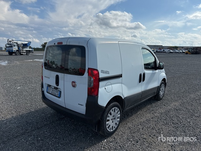2015 Fiat Fiorino Autocarro furgonato - Mažas furgonas: foto 4 2015 Fiat Fiorino Autocarro furgonato - Mažas furgonas: foto 4