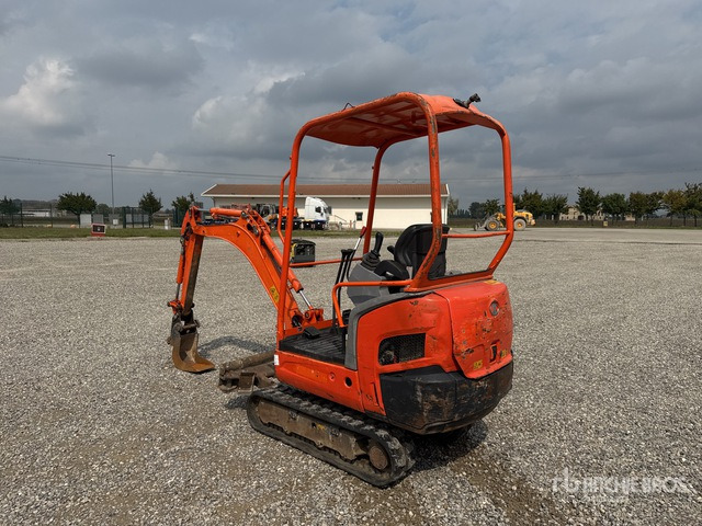 2015 Kubota KX016-4 Mini escavatore: <6.6t - Mini ekskavatorius: foto 3 2015 Kubota KX016-4 Mini escavatore: <6.6t - Mini ekskavatorius: foto 3